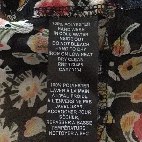 DESIGN LAB LORD & TAYLOR  Elegant 3/4 sleeves top - size L - Picture 6 of 7